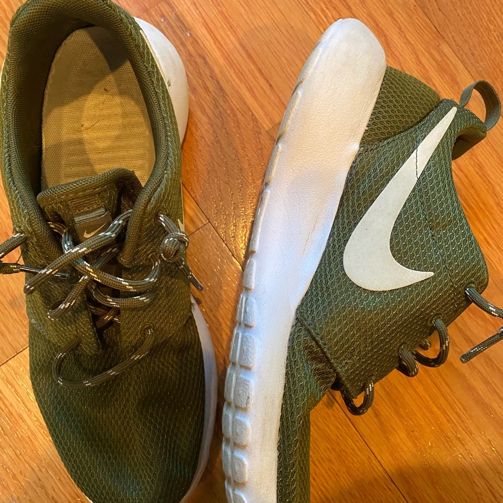 Nike Roshie’s